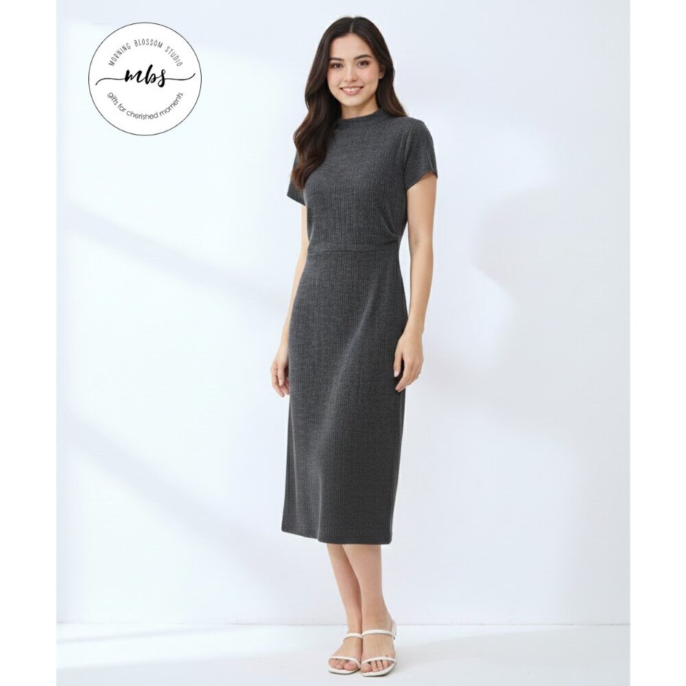 NWT Rielle Mock Neck Ruched Ribbed‎ Knit Midi Dress Gray Women M